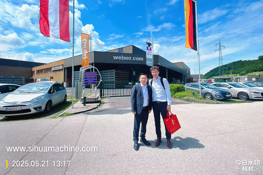 21 мая 2025 г. Доктор Бернд Коберл и Джоки Джин