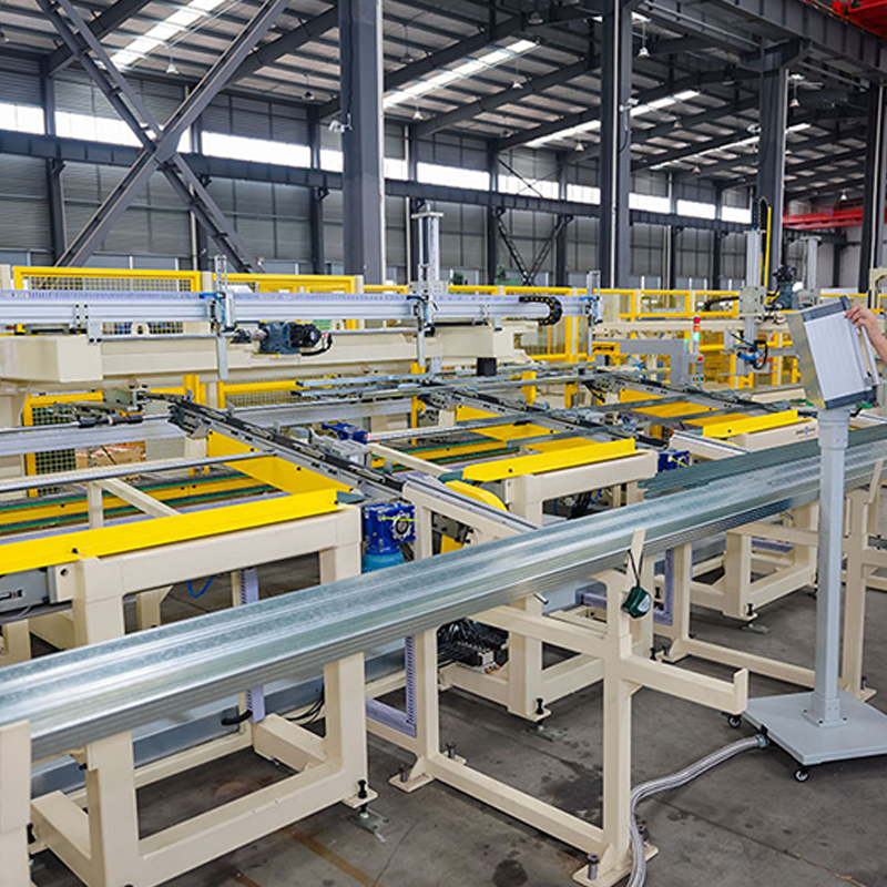 Автоматическая машина для упаковки металлических профилей